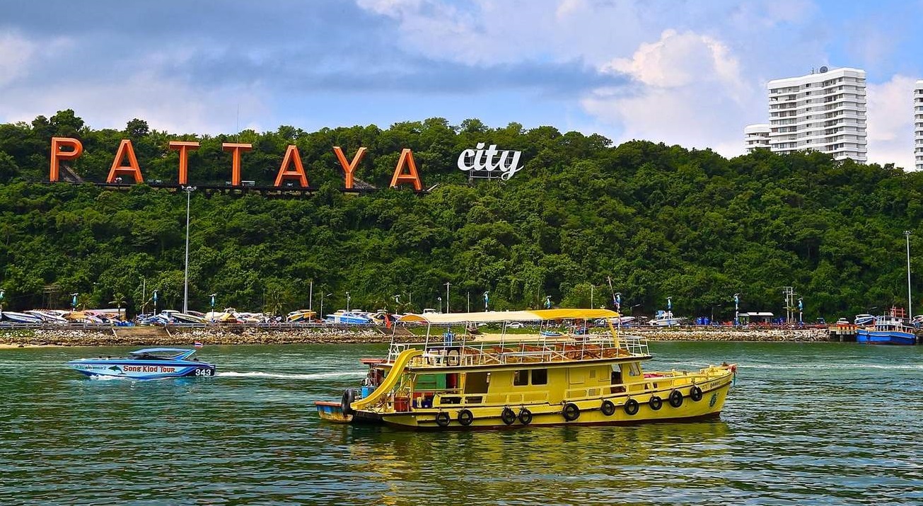 Pattaya City Tour & The Sanctuary of Truth